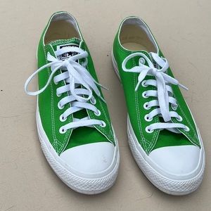 Converse Green Low Top - size 10.5